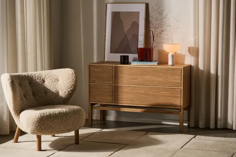 &Tradition Butaca Little Petra VB1, Roble tratado con aceite blanco-Moonlight Beige