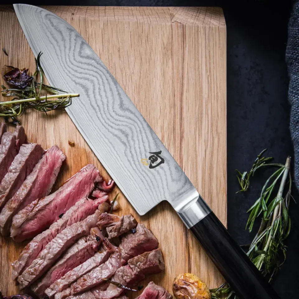 KAI Cuchillo santoku Shun Classic, 18 cm PlateadoNegro Clearance