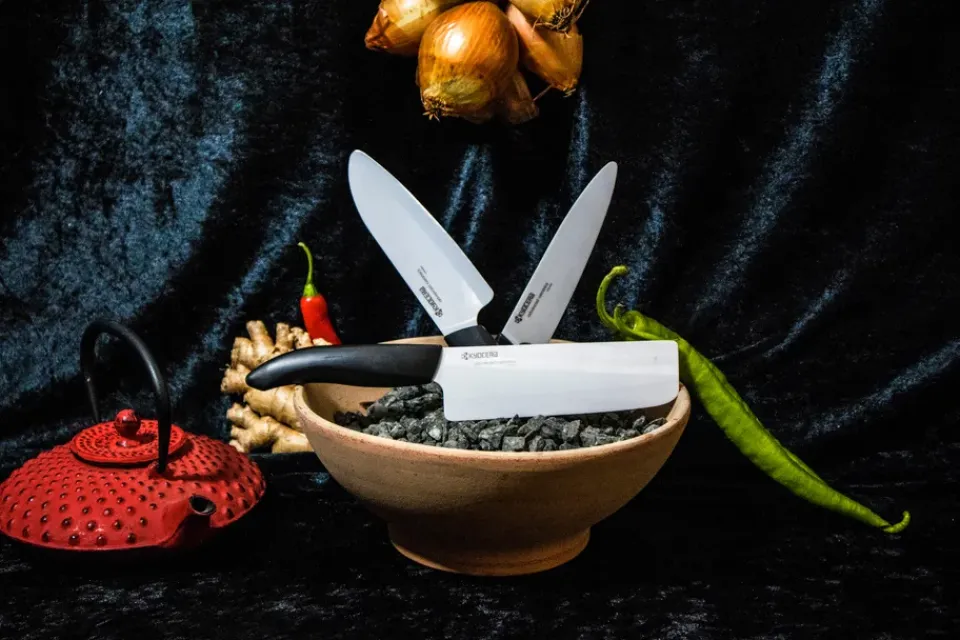 Kyocera Cuchillo santoku FK de cerámica, 16 cm BlancoNegro Outlet