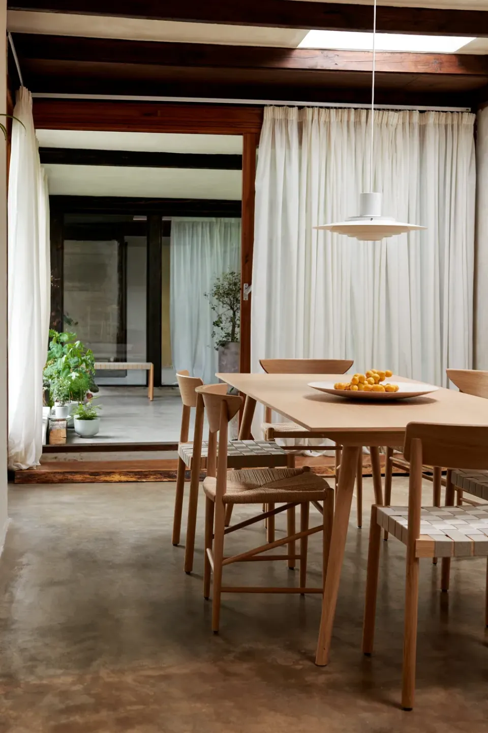&Tradition Mesa In Between SK5, Roble lacado transparente Beige Sale