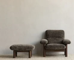 Audo Copenhagen Sillones Y Reposapiés<Reposapiés Brasilia, Piel de oveja root -roble oscuro Marrón